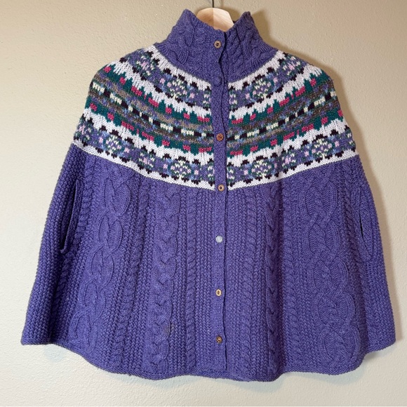 Ralph Lauren Purple Wool Fair Isle Sweater Cape Size Medium - Picture 2 of 5